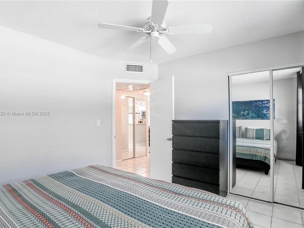 4311 NW 16th St B109, Lauderhill FL 33313