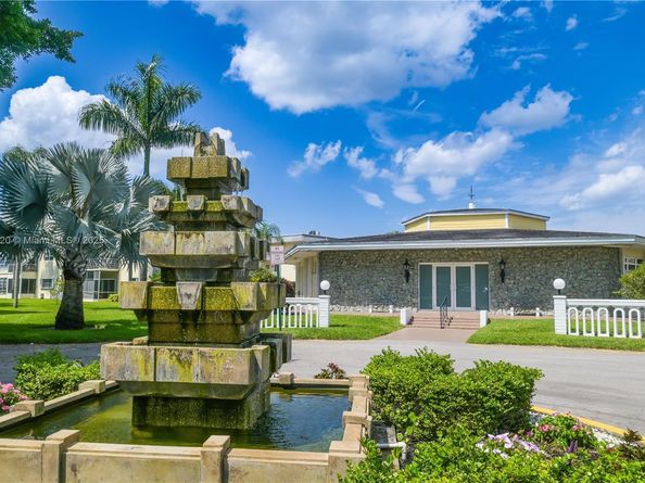 4311 NW 16th St B109, Lauderhill FL 33313
