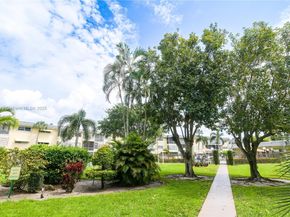 4311 NW 16th St B109, Lauderhill FL 33313