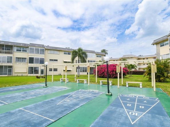 4311 NW 16th St B109, Lauderhill FL 33313