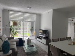 9725 NW 52nd St 111, Doral FL 33178