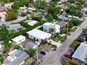 913 NE 15th St, Fort Lauderdale FL 33304