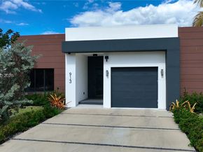 913 NE 15th St, Fort Lauderdale FL 33304