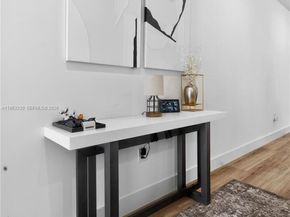 913 NE 15th St, Fort Lauderdale FL 33304