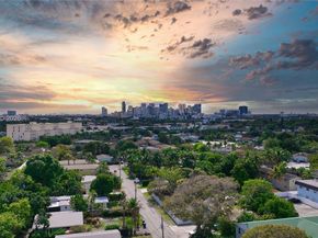 913 NE 15th St, Fort Lauderdale FL 33304