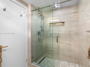 701 Brickell Key Blvd 707, Miami FL 33131