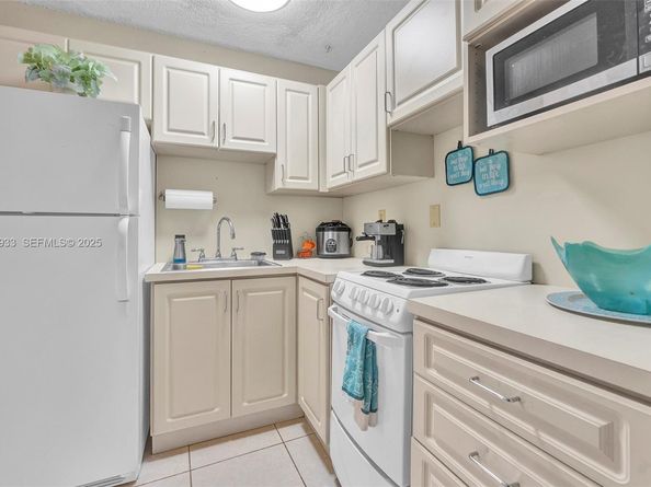 50 SW 130th Ave, Miami FL 33184