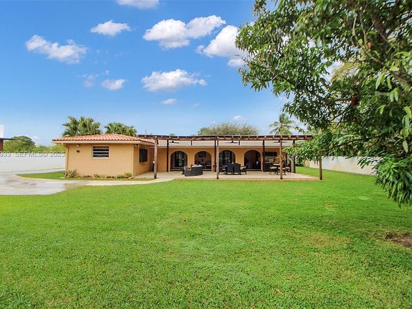 50 SW 130th Ave, Miami FL 33184