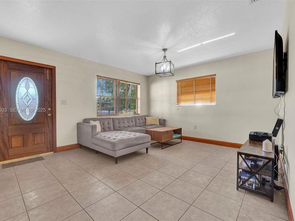 50 SW 130th Ave, Miami FL 33184