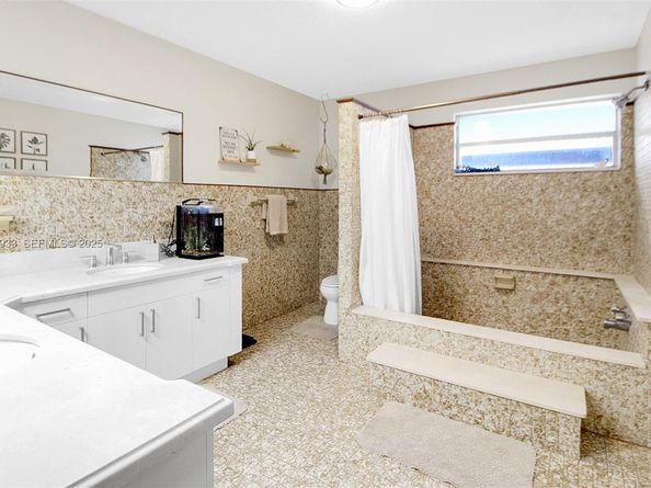 50 SW 130th Ave, Miami FL 33184