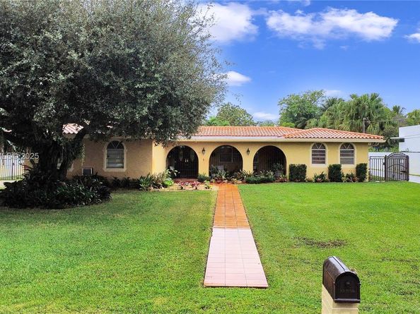 50 SW 130th Ave, Miami FL 33184