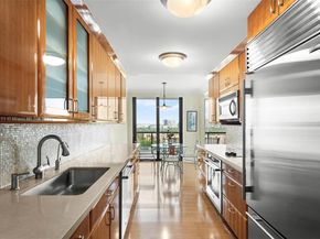 19667 Turnberry Way 12E, Aventura FL 33180