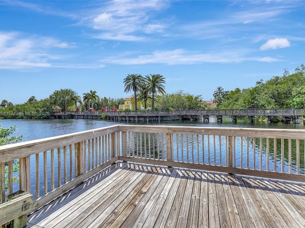1163 SE 6th Ct, Dania Beach FL 33004