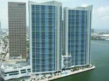335 S Biscayne Blvd