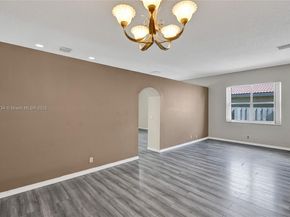 1560 SW 193rd Ter, Pembroke Pines FL 33029