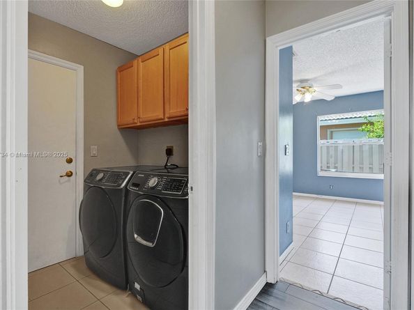 1560 SW 193rd Ter, Pembroke Pines FL 33029