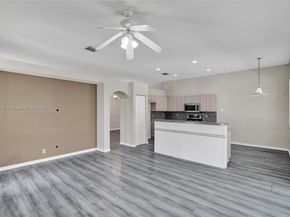 1560 SW 193rd Ter, Pembroke Pines FL 33029