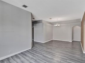 1560 SW 193rd Ter, Pembroke Pines FL 33029