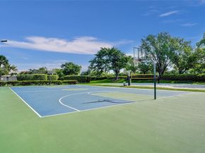 1560 SW 193rd Ter, Pembroke Pines FL 33029