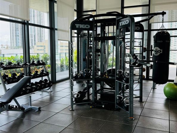 1600 NE 1st Ave 1016, Miami FL 33132