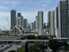 1600 NE 1st Ave 1016, Miami FL 33132