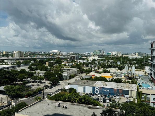 1600 NE 1st Ave 1016, Miami FL 33132