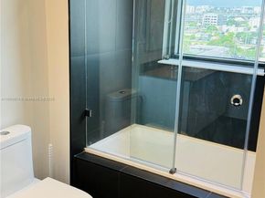 1600 NE 1st Ave 1016, Miami FL 33132