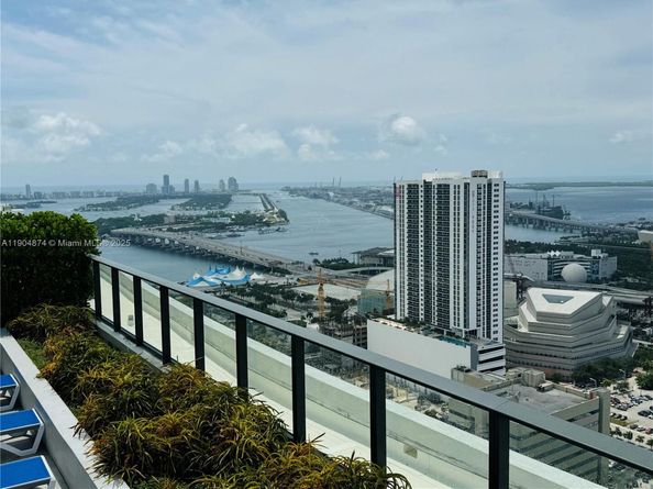 1600 NE 1st Ave 1016, Miami FL 33132