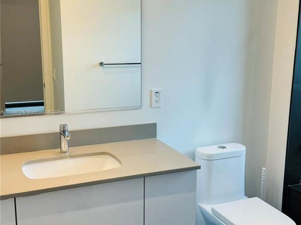 1600 NE 1st Ave 1016, Miami FL 33132