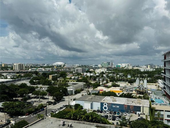 1600 NE 1st Ave 1016, Miami FL 33132