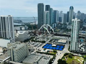 1600 NE 1st Ave 1016, Miami FL 33132