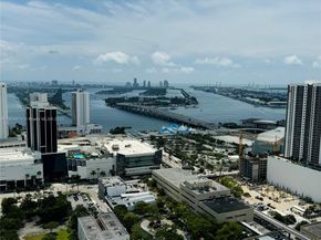 1600 NE 1st Ave 1016, Miami FL 33132