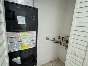 20 W 37th St, Hialeah FL 33012