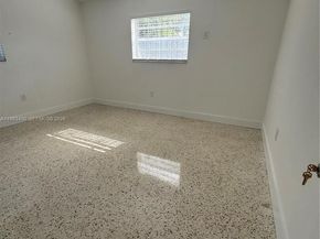 20 W 37th St, Hialeah FL 33012