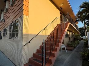 20 W 37th St, Hialeah FL 33012