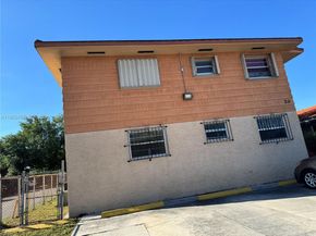 20 W 37th St, Hialeah FL 33012