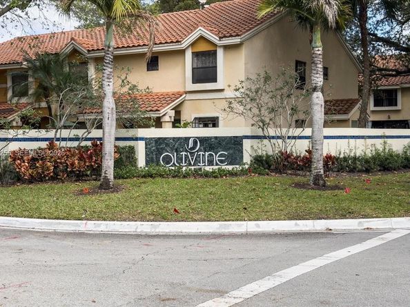 3814 Coral Tree Cir 3814, Coconut Creek FL 33073