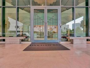 650 NE 32nd St 2406, Miami FL 33137