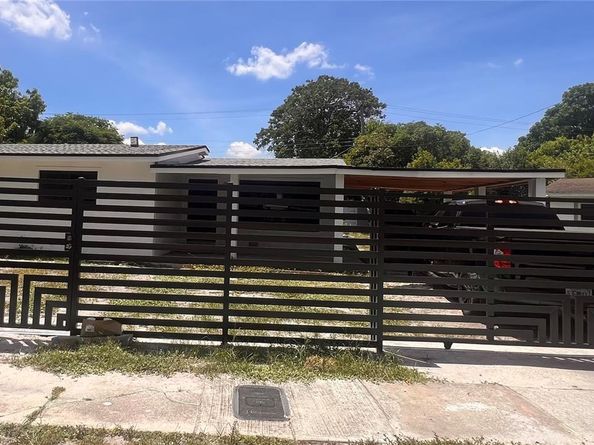 1212 NW 15th St, Fort Lauderdale FL 33311