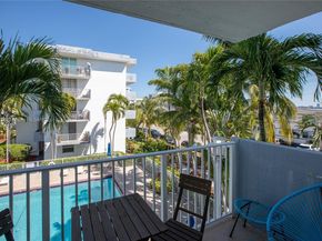 1801 S Treasure Dr 321, North Bay Village FL 33141