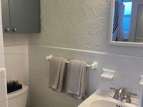 338 Roosevelt St, Hollywood FL 33019