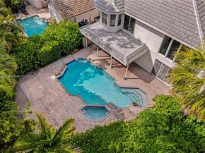 3506 Wildflower Dr, Coral Springs FL 33065