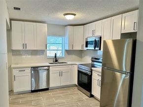 2600 NE 8th Ave, Pompano Beach FL 33064