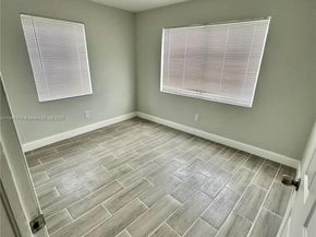 2600 NE 8th Ave, Pompano Beach FL 33064