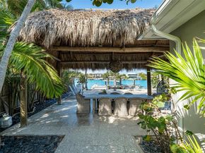 833 86th St, Miami Beach FL 33141