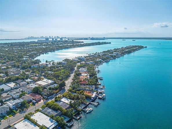 833 86th St, Miami Beach FL 33141