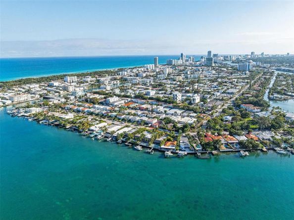 833 86th St, Miami Beach FL 33141