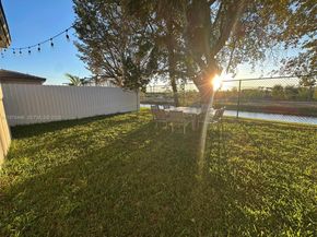 18576 SW 136th Ct, Miami FL 33177