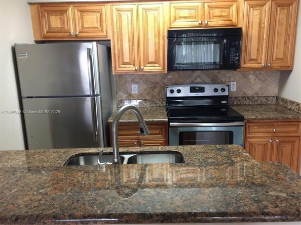 1233 SW 46th Ave 603, Pompano Beach FL 33069