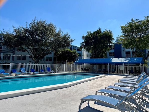 1351 NE 191st St E211, Miami FL 33179